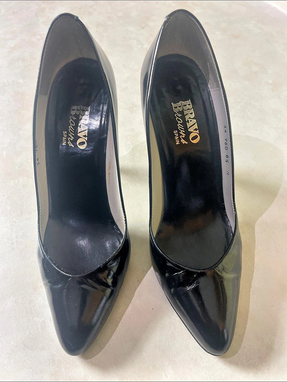 Bravo Browns Spain Black Pointed-Toe Heels Size 6.5